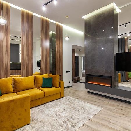 Royal Apartment On Leontovicha 7/2 Lviv Exterior foto